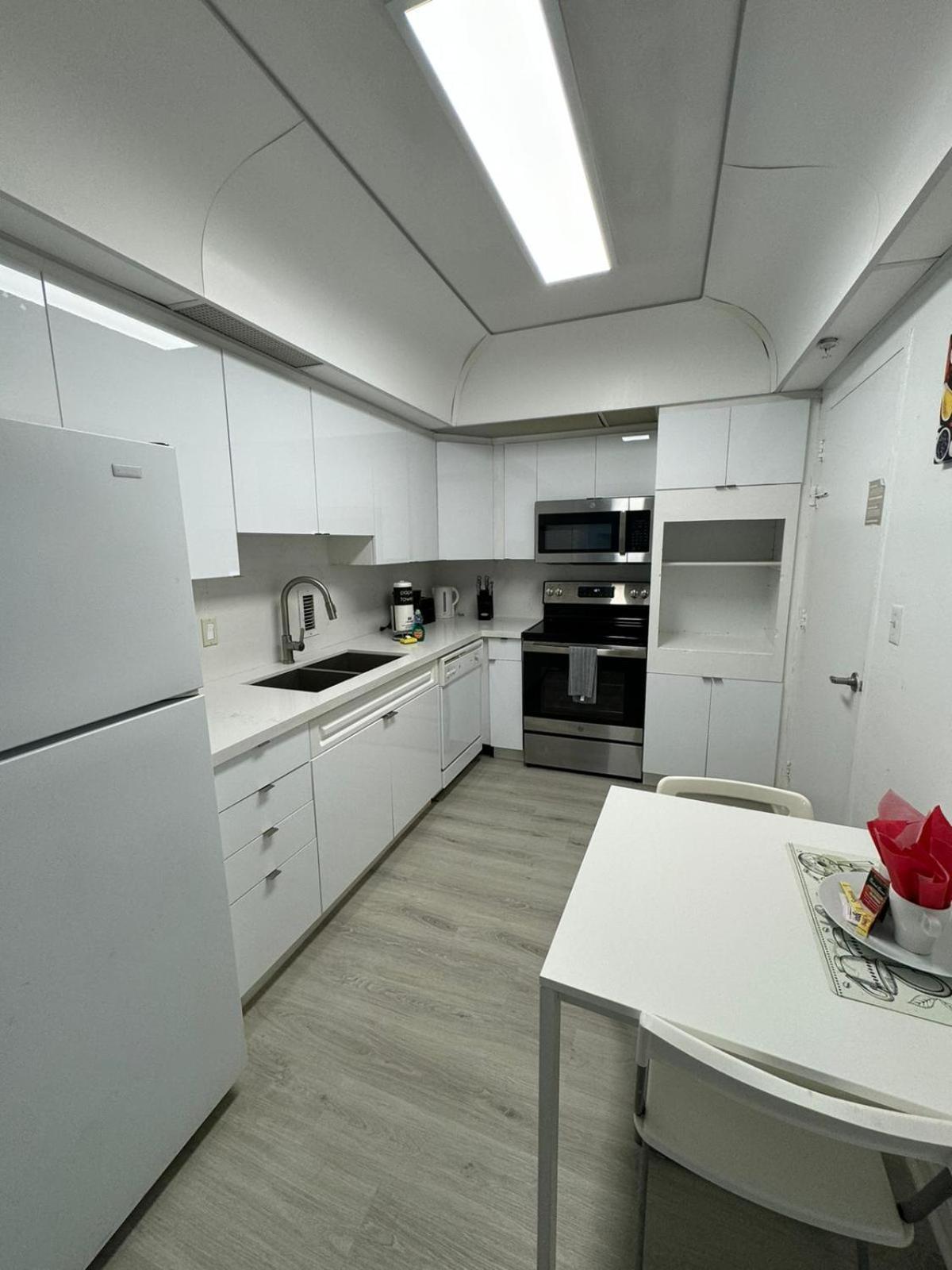 The Tides On Miami Hollywood Ocean View Apartments 1B Экстерьер фото